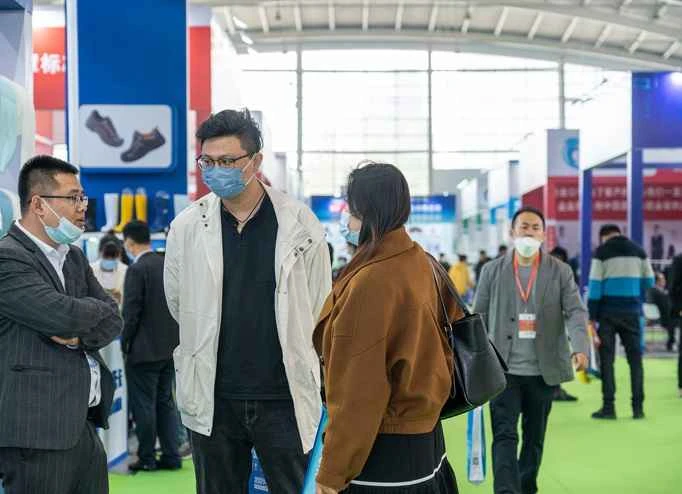 Wie viel kosten die Eintrittskarten für die Shenyang Schuluniformausstellung 2026 (Nordost-Bekleidungsausstellung) und wie kann ich sie kaufen?